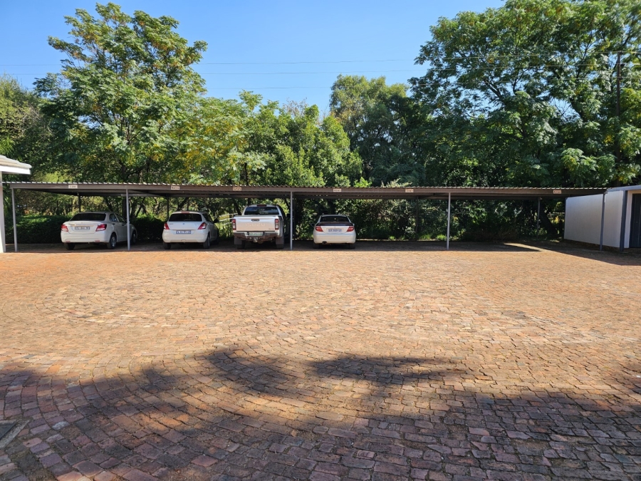 23 Bedroom Property for Sale in Wonderboom AH Gauteng