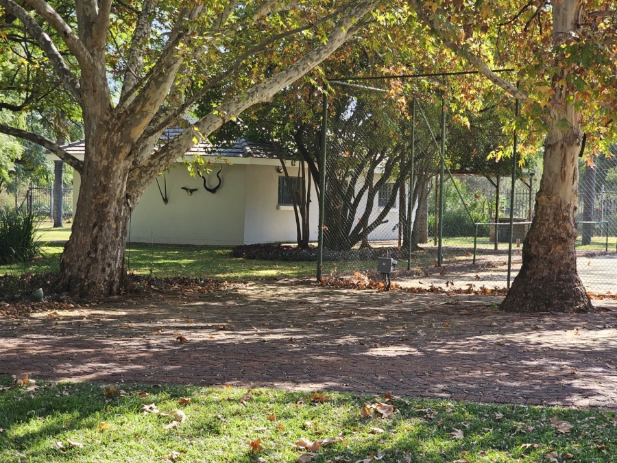23 Bedroom Property for Sale in Wonderboom AH Gauteng