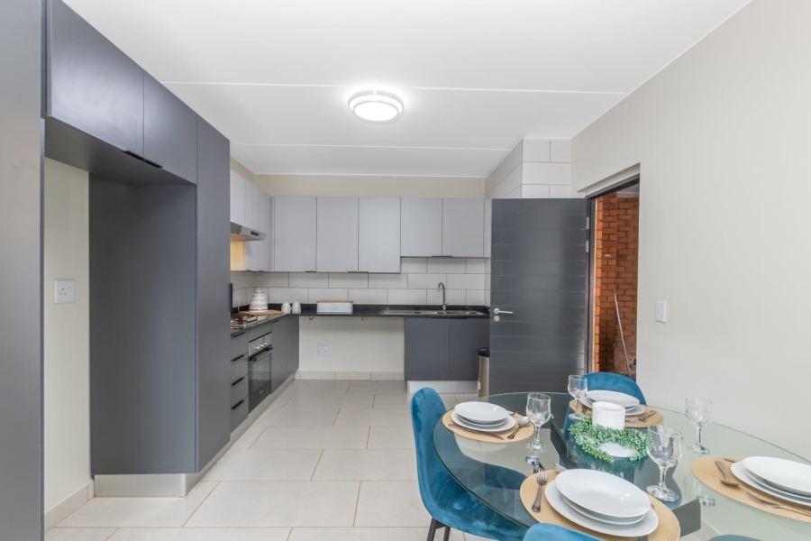 To Let 2 Bedroom Property for Rent in Bedfordview Gauteng