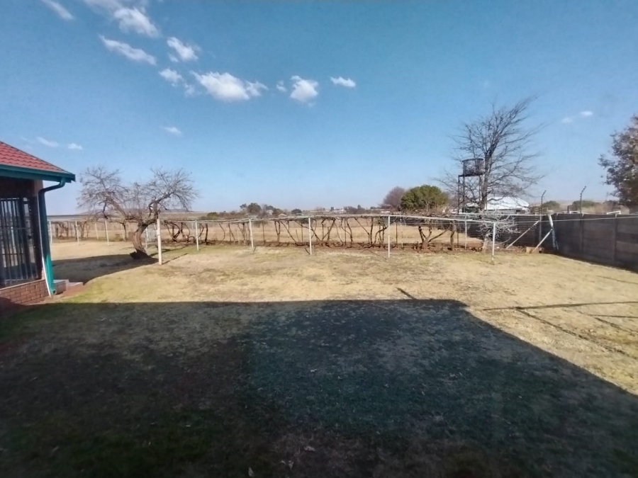 4 Bedroom Property for Sale in Nelsonia Gauteng