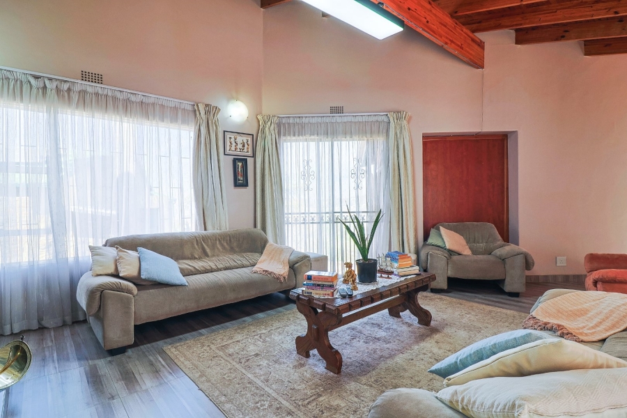 4 Bedroom Property for Sale in Bassonia Gauteng