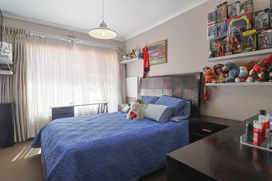 4 Bedroom Property for Sale in Bassonia Gauteng