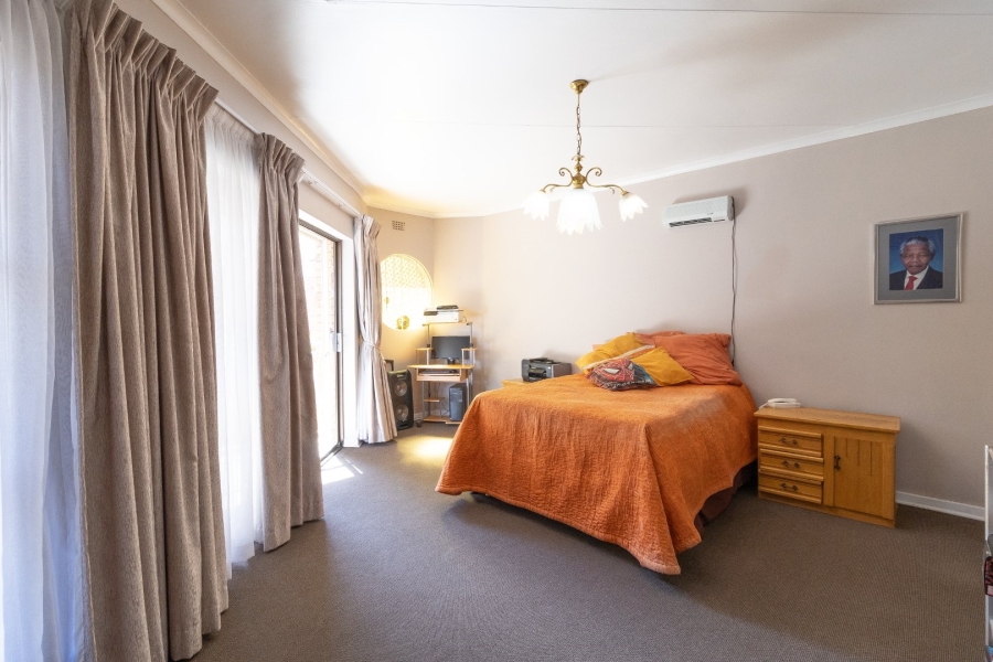 4 Bedroom Property for Sale in Bassonia Gauteng