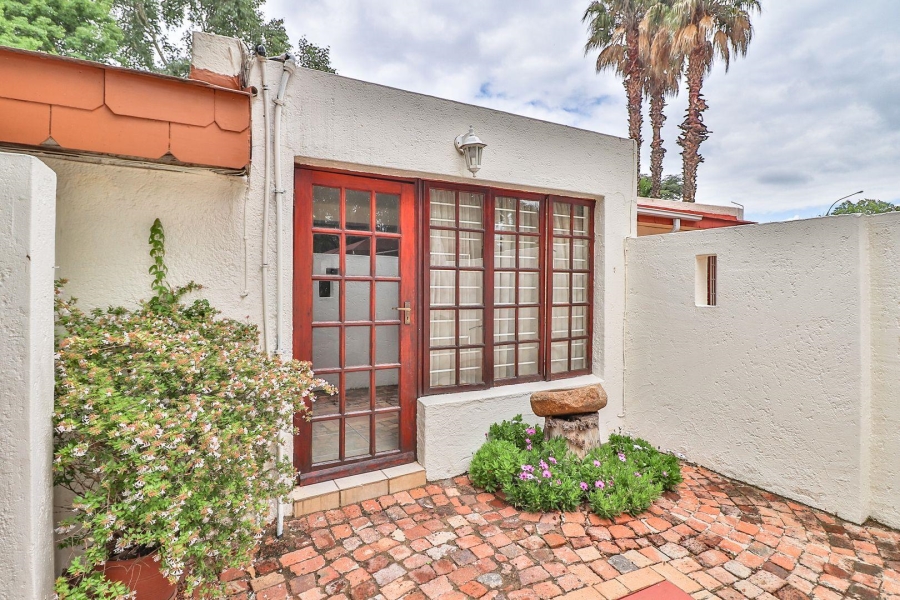 To Let 1 Bedroom Property for Rent in Bedfordview Gauteng