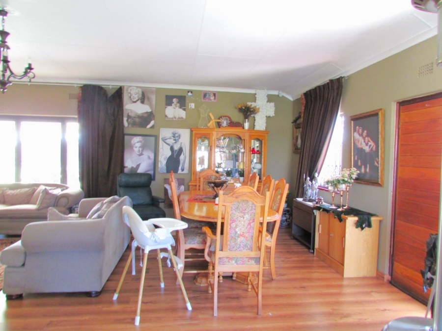 4 Bedroom Property for Sale in Vanderbijlpark SW 1 Gauteng