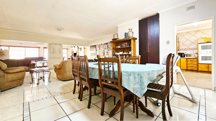 3 Bedroom Property for Sale in Three Rivers East Gauteng