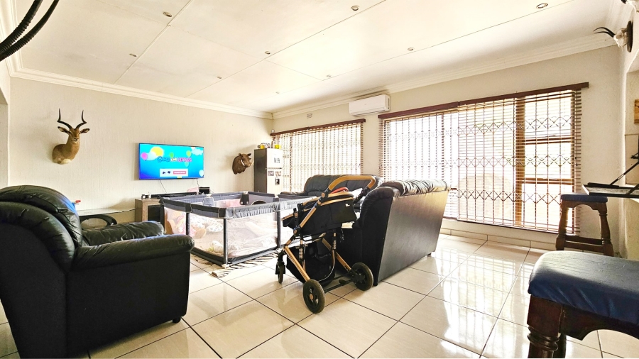 3 Bedroom Property for Sale in Three Rivers East Gauteng