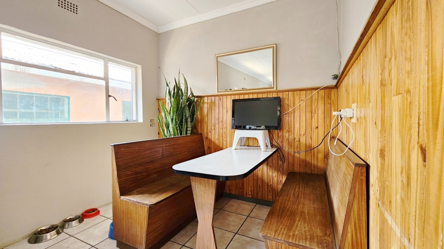 Commercial Property for Sale in Buyscelia Gauteng