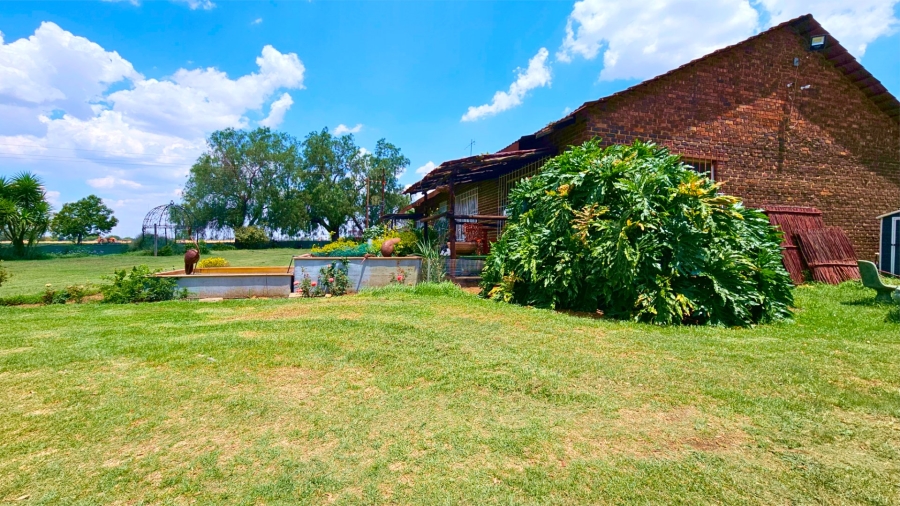 Commercial Property for Sale in Welverdiend AH Gauteng