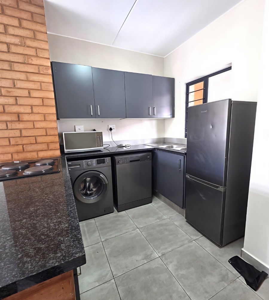 2 Bedroom Property for Sale in Vorna Valley Gauteng