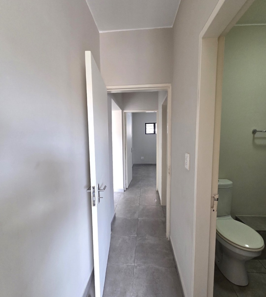 2 Bedroom Property for Sale in Vorna Valley Gauteng