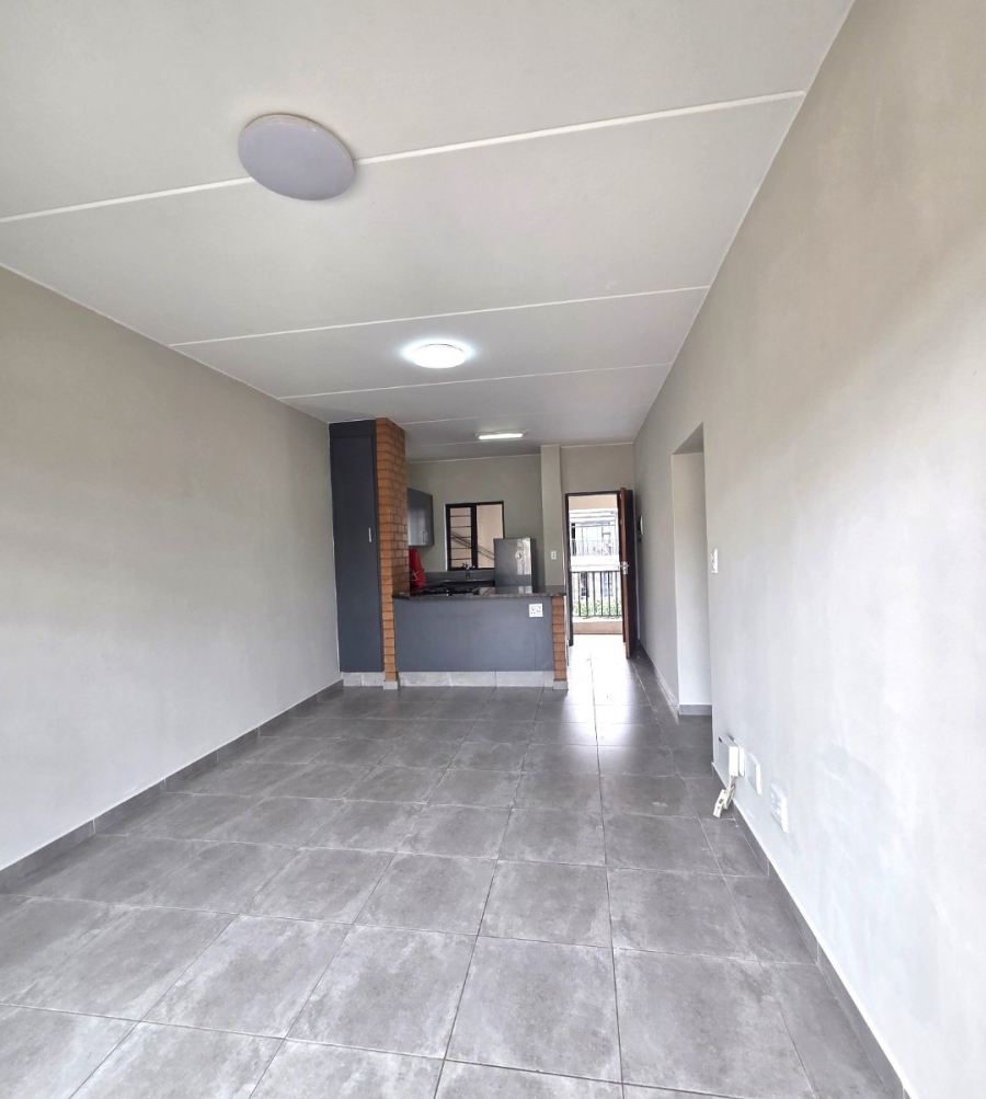 2 Bedroom Property for Sale in Vorna Valley Gauteng