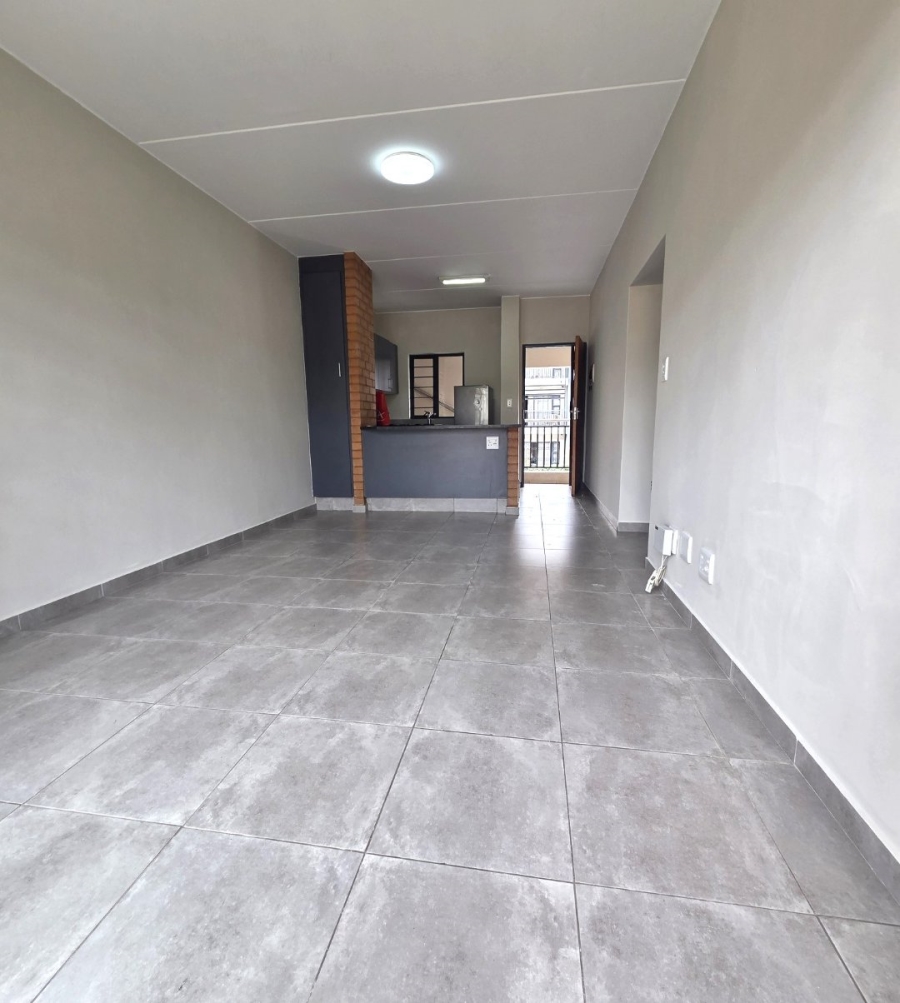 2 Bedroom Property for Sale in Vorna Valley Gauteng