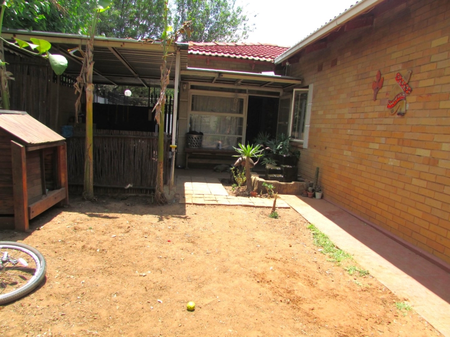 8 Bedroom Property for Sale in Vanderbijlpark CW 2 Gauteng
