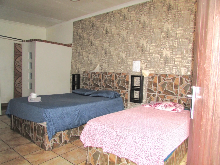 11 Bedroom Property for Sale in Vanderbijlpark CW 2 Gauteng
