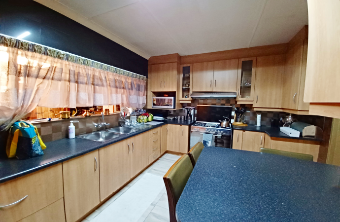 5 Bedroom Property for Sale in Vanderbijlpark SW 5 Gauteng