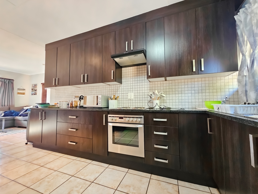 2 Bedroom Property for Sale in Garsfontein Gauteng