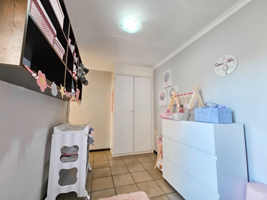 2 Bedroom Property for Sale in Garsfontein Gauteng