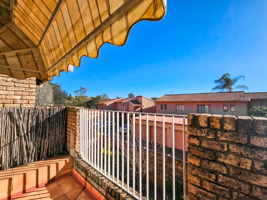 2 Bedroom Property for Sale in Garsfontein Gauteng