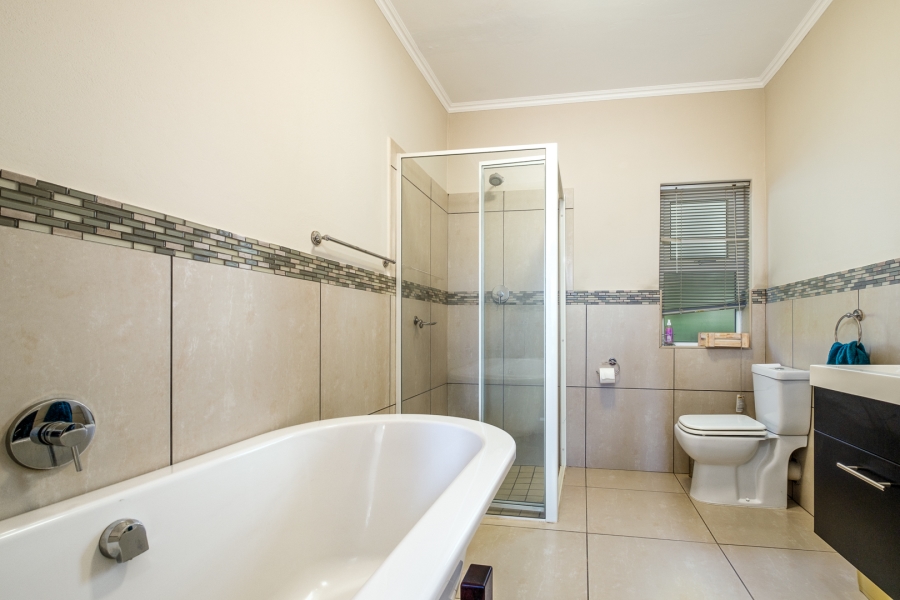 2 Bedroom Property for Sale in Northgate Gauteng