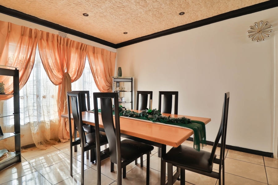 4 Bedroom Property for Sale in Eldorado Park Gauteng