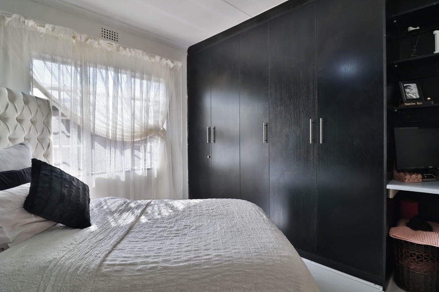 4 Bedroom Property for Sale in Eldorado Park Gauteng