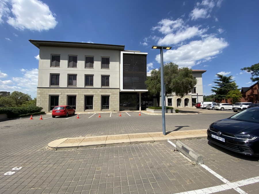 To Let Commercial Property for Rent in Fourways Gauteng