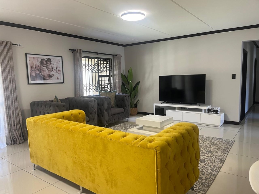 4 Bedroom Property for Sale in Carlswald Gauteng