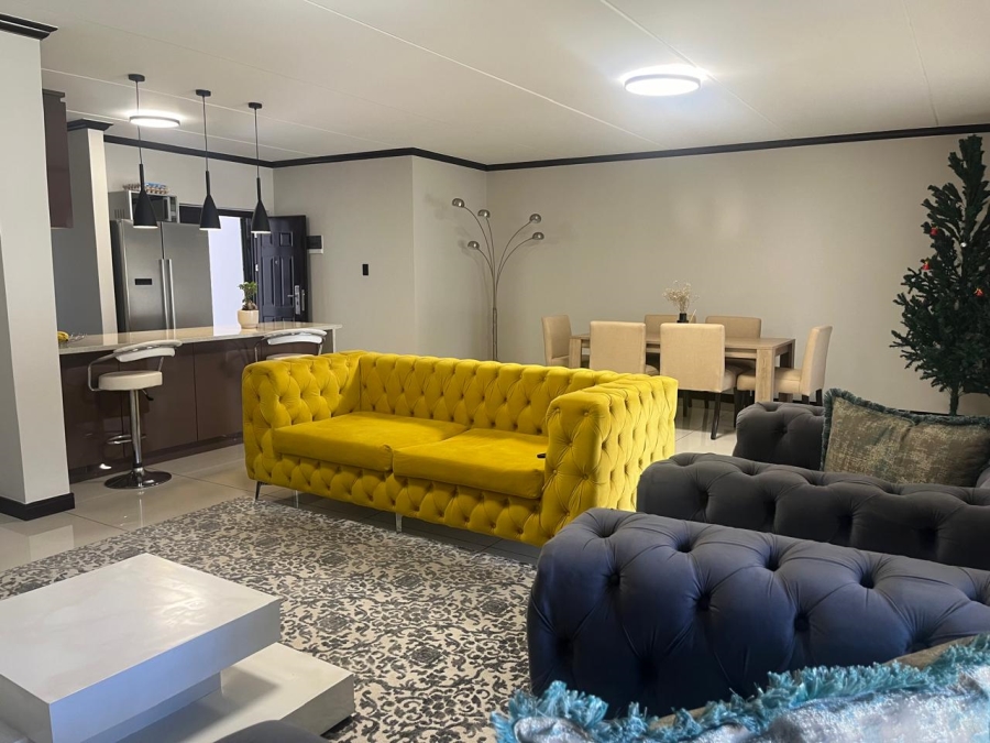 4 Bedroom Property for Sale in Carlswald Gauteng