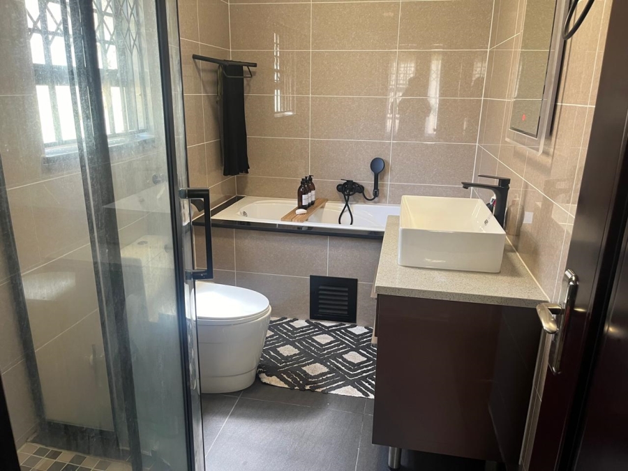 4 Bedroom Property for Sale in Carlswald Gauteng