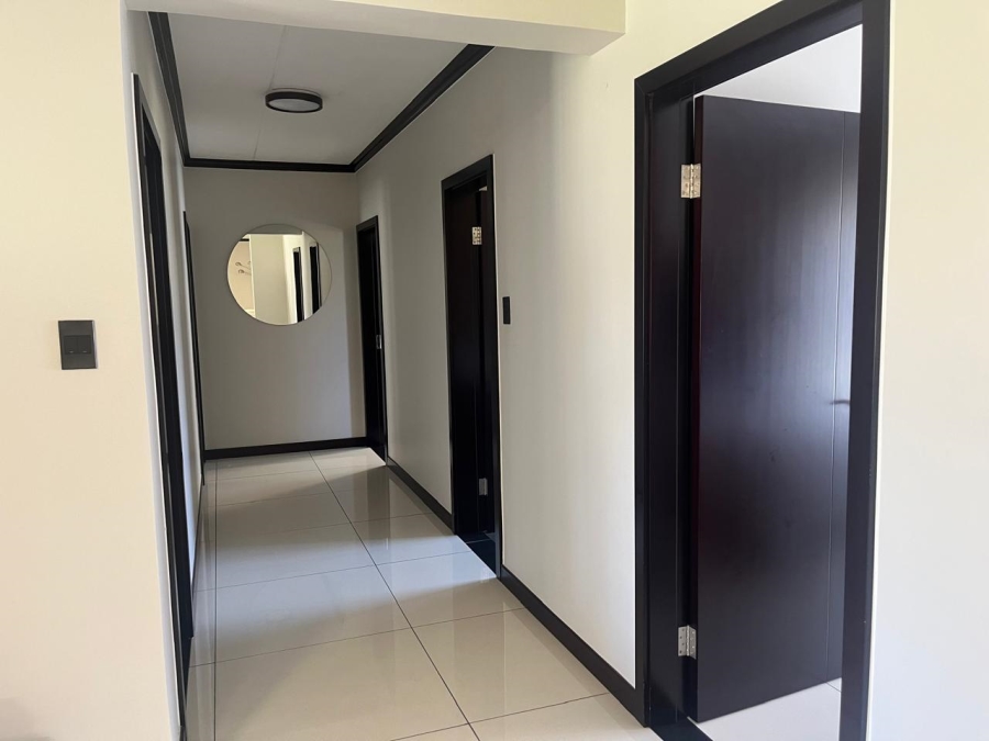 4 Bedroom Property for Sale in Carlswald Gauteng