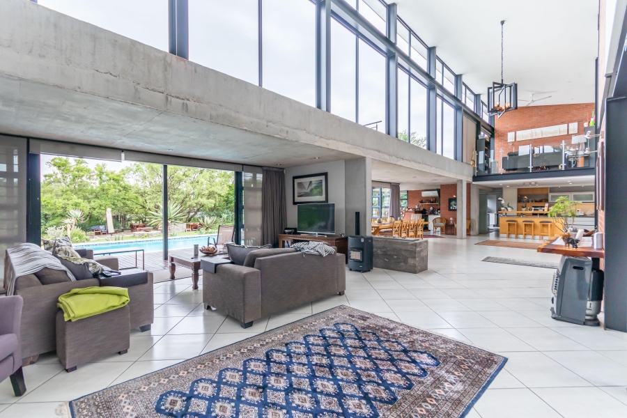 6 Bedroom Property for Sale in Chartwell Gauteng