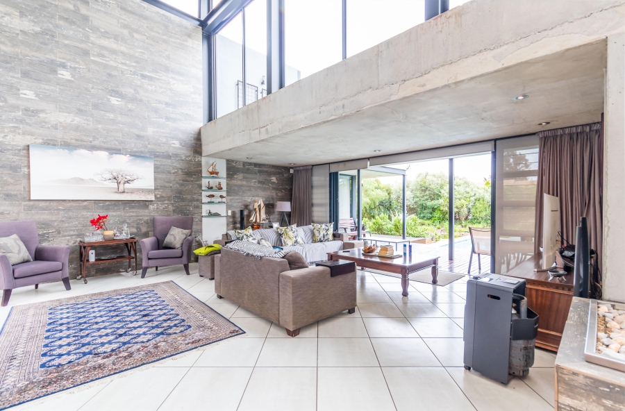 6 Bedroom Property for Sale in Chartwell Gauteng