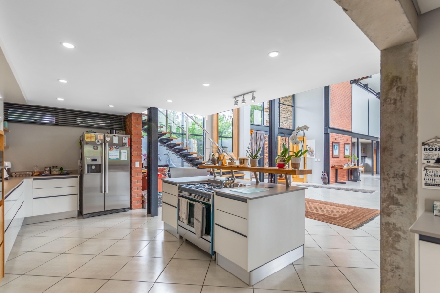 6 Bedroom Property for Sale in Chartwell Gauteng