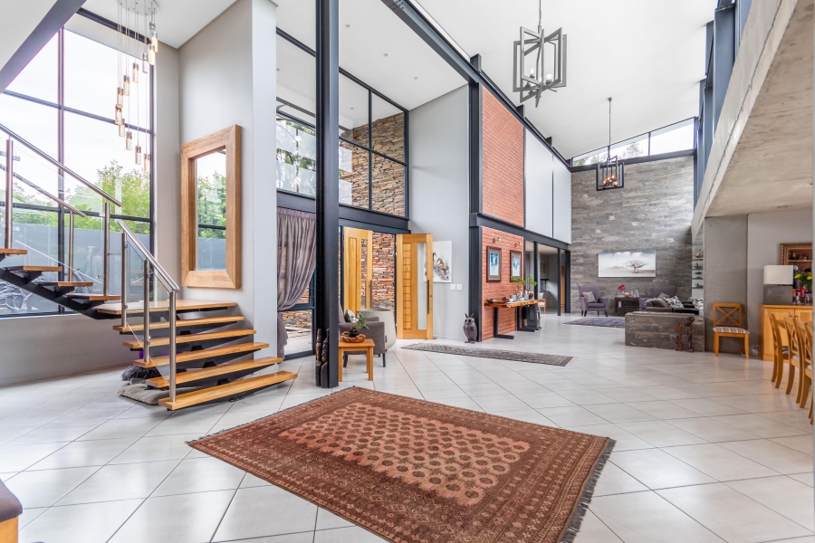 6 Bedroom Property for Sale in Chartwell Gauteng