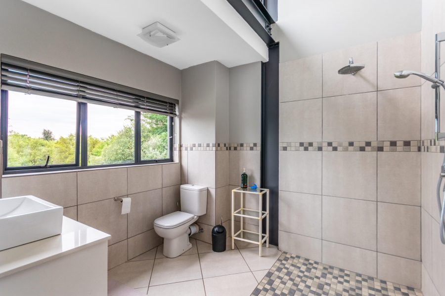 6 Bedroom Property for Sale in Chartwell Gauteng