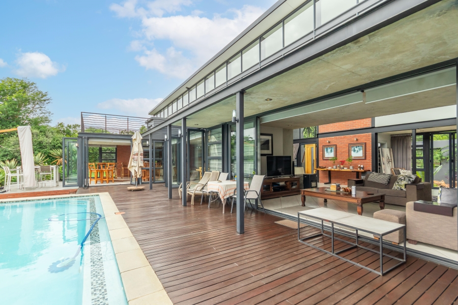 6 Bedroom Property for Sale in Chartwell Gauteng