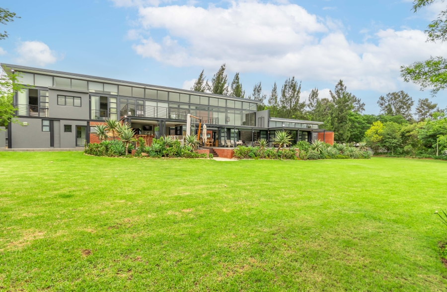 6 Bedroom Property for Sale in Chartwell Gauteng