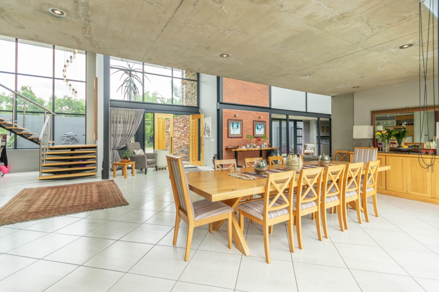 6 Bedroom Property for Sale in Chartwell Gauteng