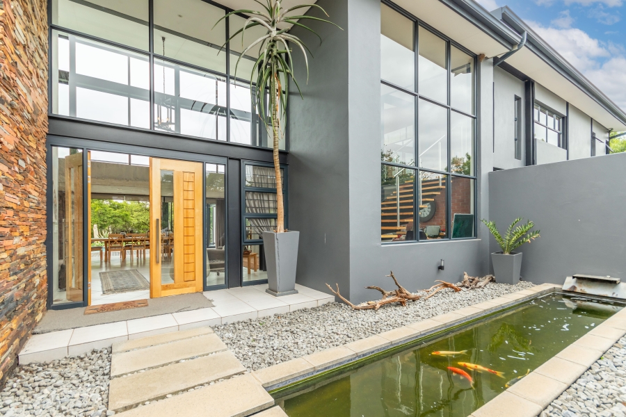 6 Bedroom Property for Sale in Chartwell Gauteng