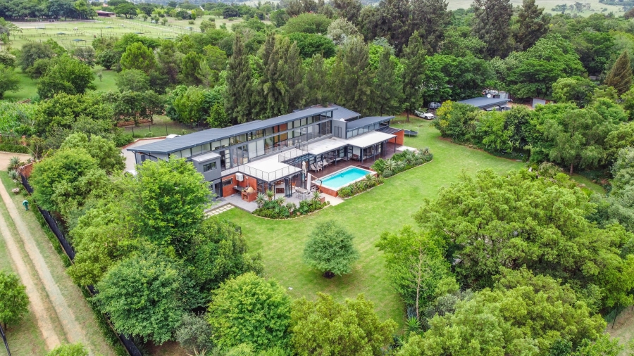 6 Bedroom Property for Sale in Chartwell Gauteng