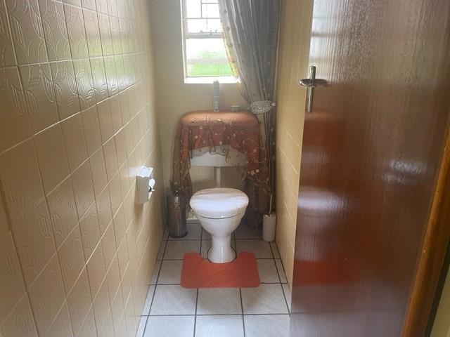 8 Bedroom Property for Sale in Silvertondale Gauteng