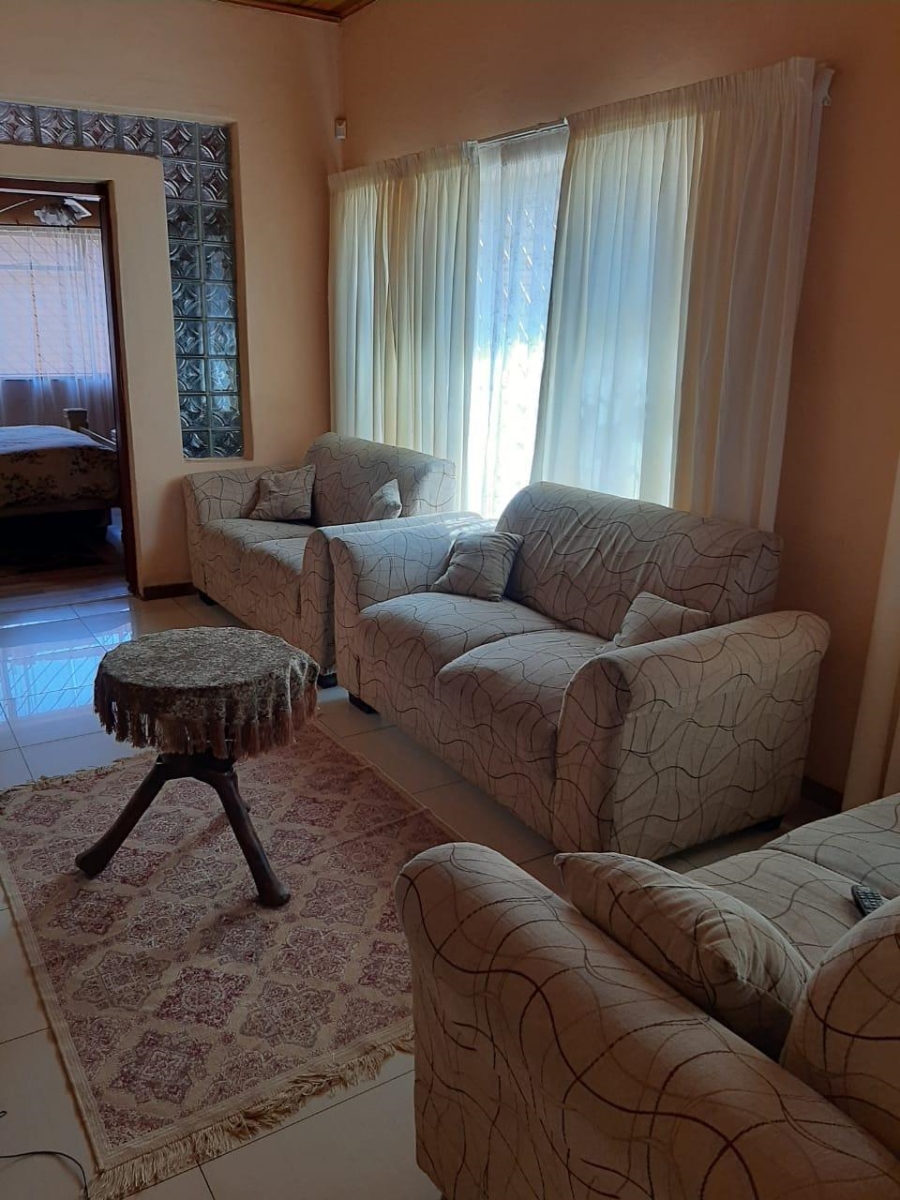 4 Bedroom Property for Sale in Laudium Gauteng