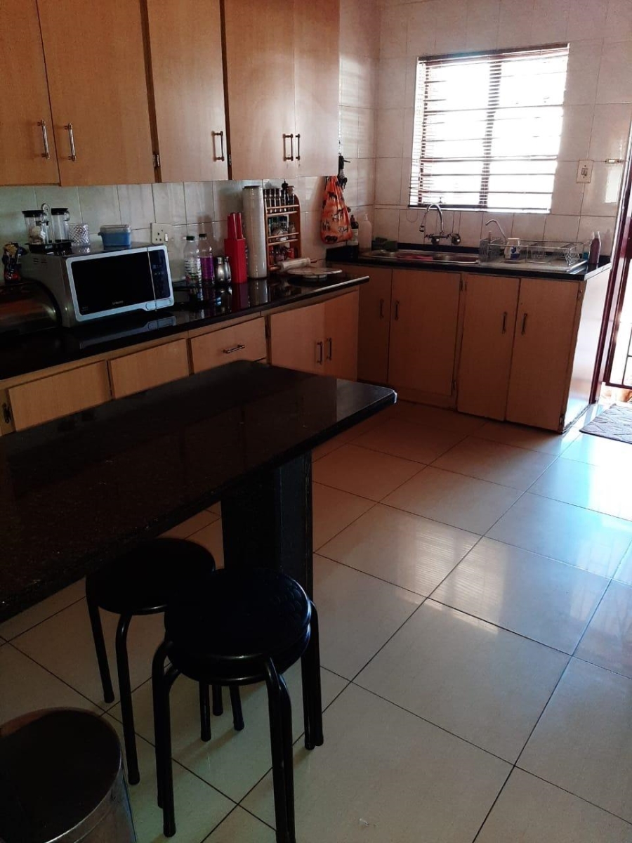 4 Bedroom Property for Sale in Laudium Gauteng