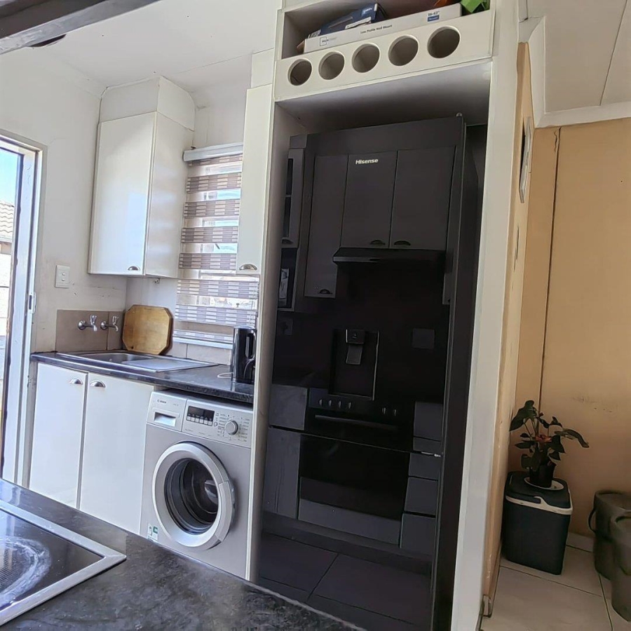 3 Bedroom Property for Sale in Savanna City Gauteng