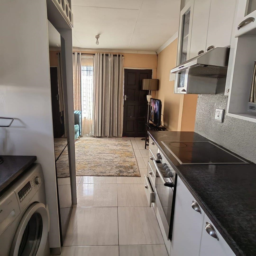 3 Bedroom Property for Sale in Savanna City Gauteng