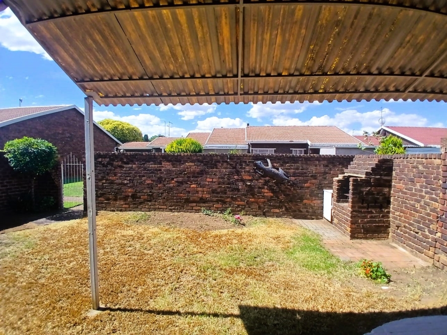 2 Bedroom Property for Sale in Duncanville Gauteng
