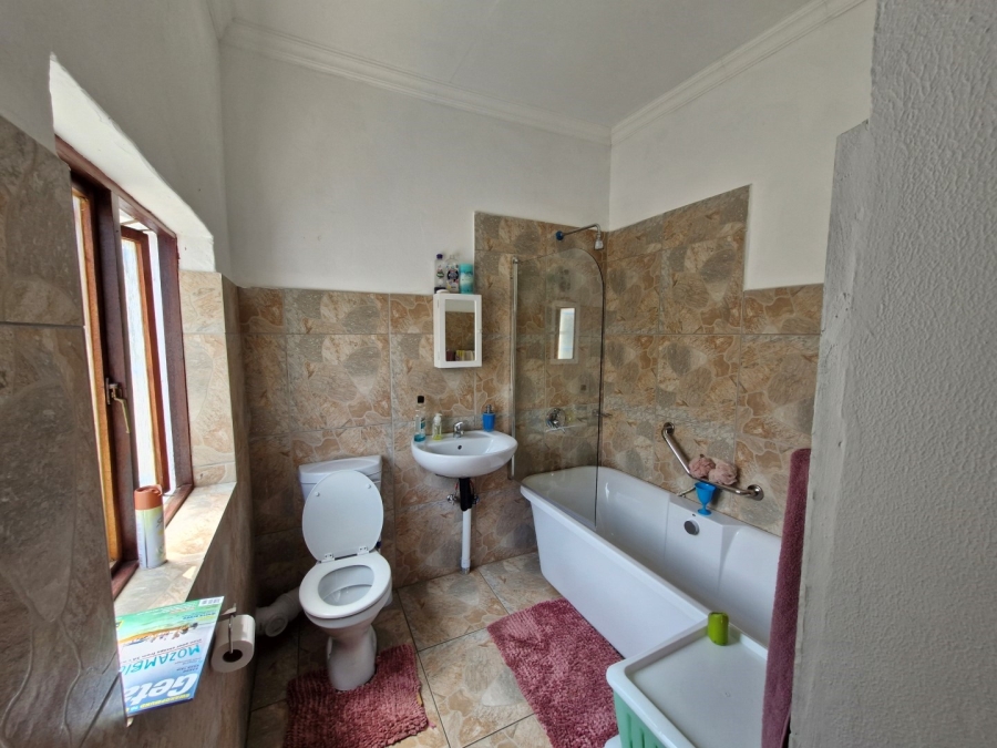 4 Bedroom Property for Sale in Westdene Gauteng