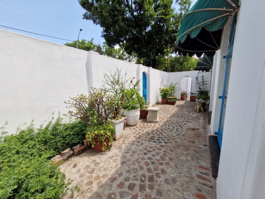 4 Bedroom Property for Sale in Westdene Gauteng