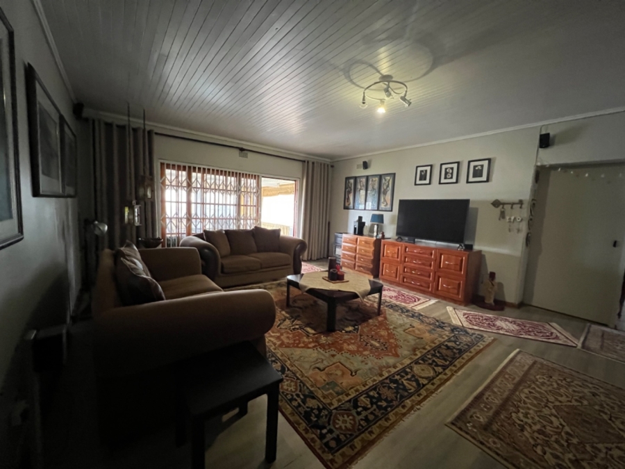 20 Bedroom Property for Sale in Hekpoort Gauteng
